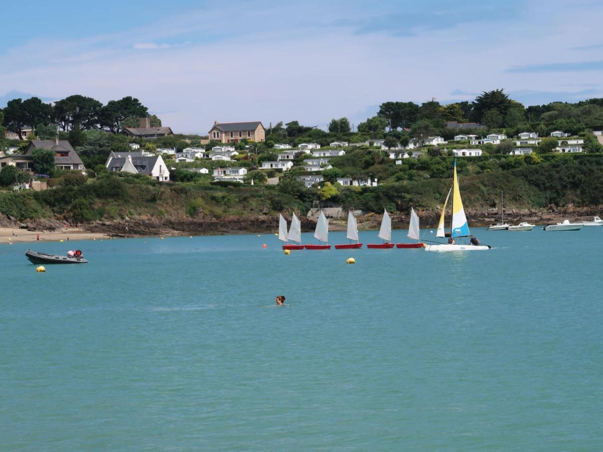 Holiday Home La Pailloussette - A Cancale Exterior photo